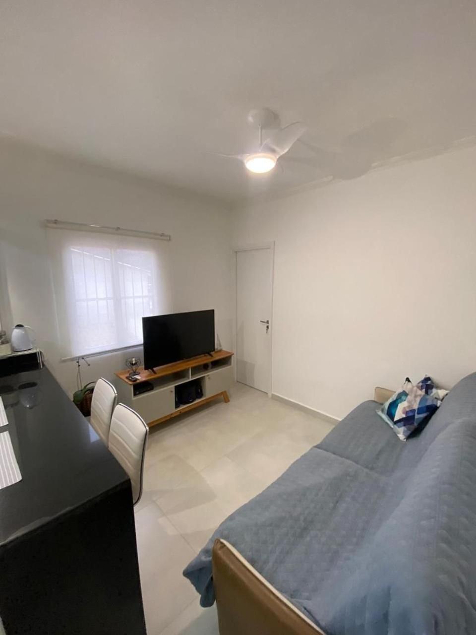Canto Forte- Suite C/Varanda - Ate 5 Hospedes- Garagem - Wi Fi E 200 Metros Da Praia, 50 Metros Da Av Gastronomica Da Pg Praia Grande  Eksteriør billede