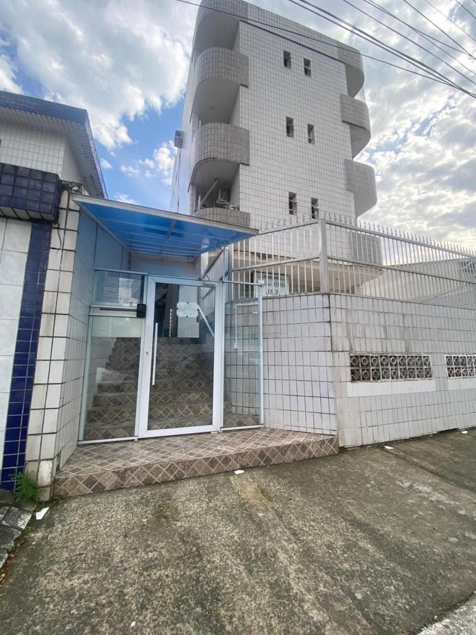 Canto Forte- Suite C/Varanda - Ate 5 Hospedes- Garagem - Wi Fi E 200 Metros Da Praia, 50 Metros Da Av Gastronomica Da Pg Praia Grande  Eksteriør billede